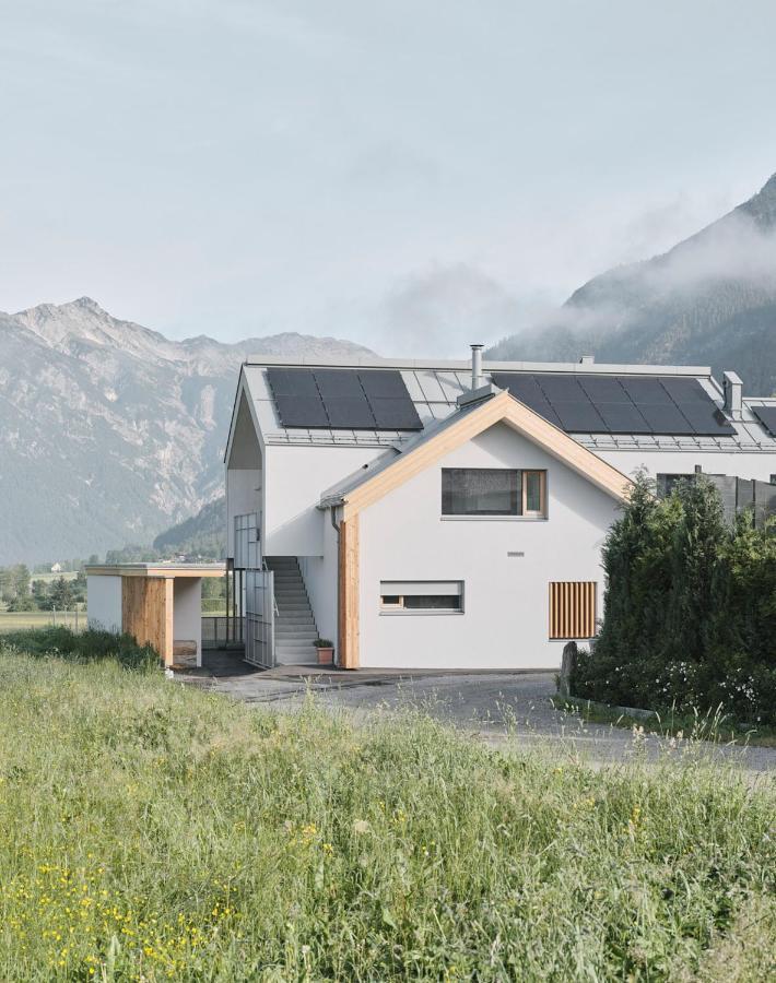 Urban Alpine Penthouse With Lake View Maurach  Bagian luar foto