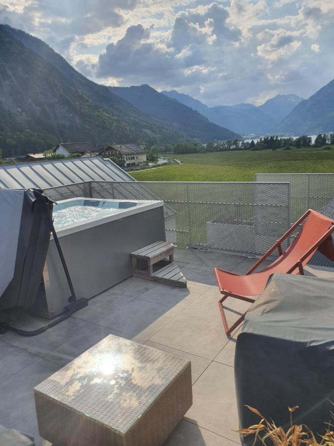 Urban Alpine Penthouse With Lake View Maurach  Bagian luar foto