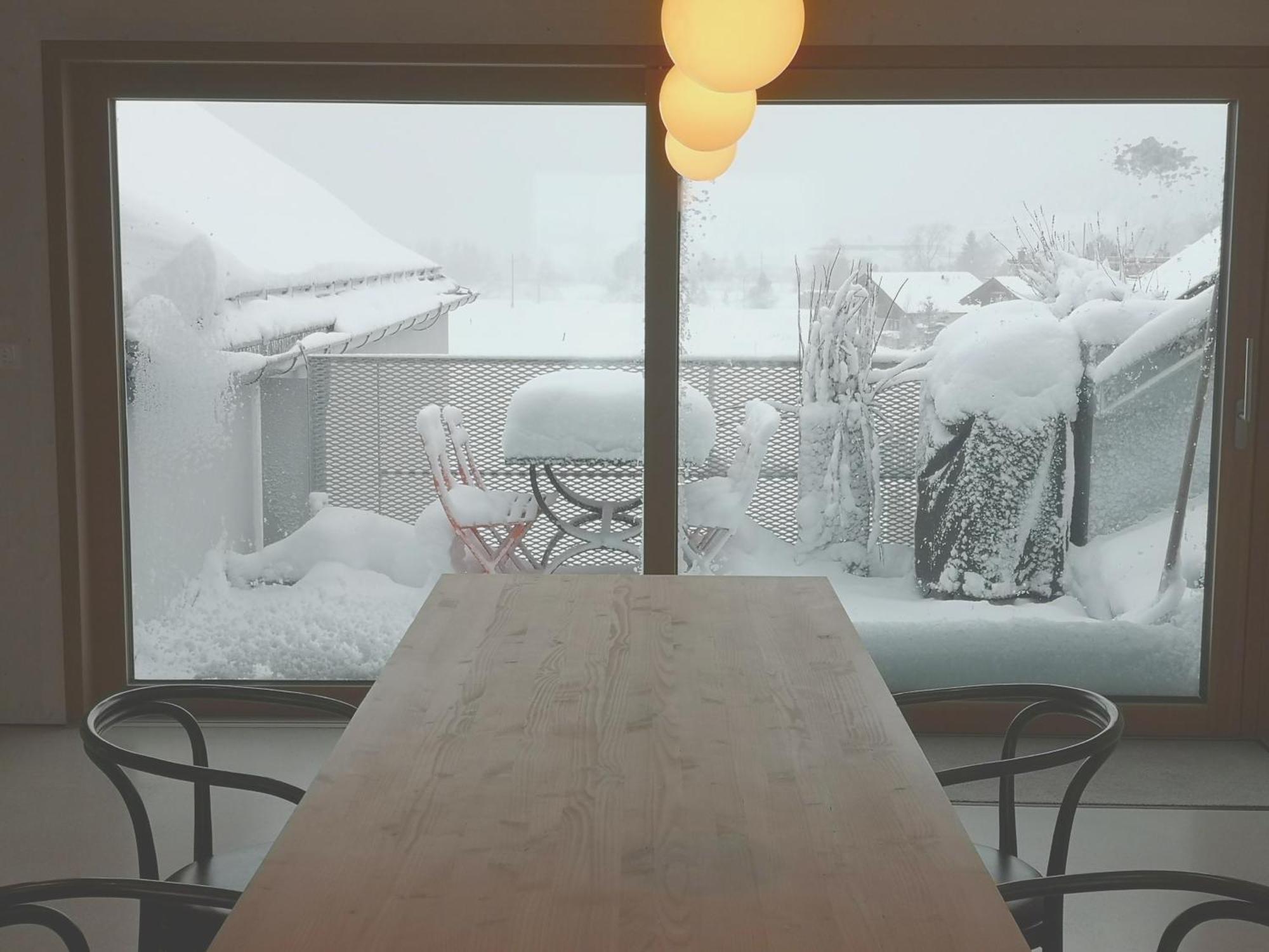 Urban Alpine Penthouse With Lake View Maurach  Bagian luar foto